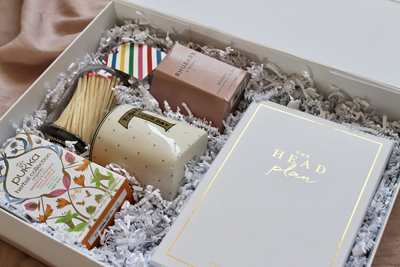 hampers & mailers